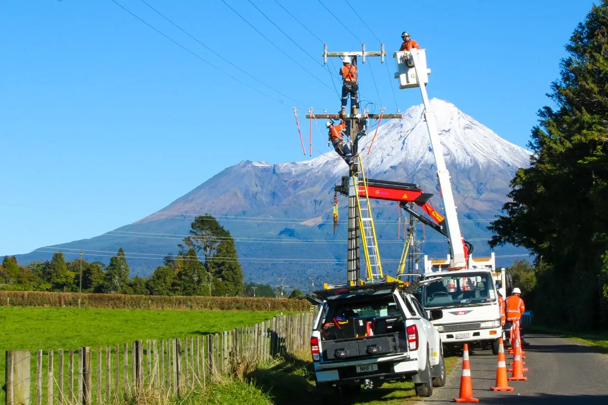 overhead-services
